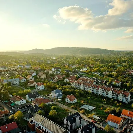 Aparthotel & Zakrzowek 4*
