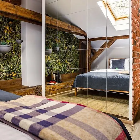 Aparthotel Art & Garden 3*