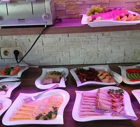 Hotel Tyniecki 3*