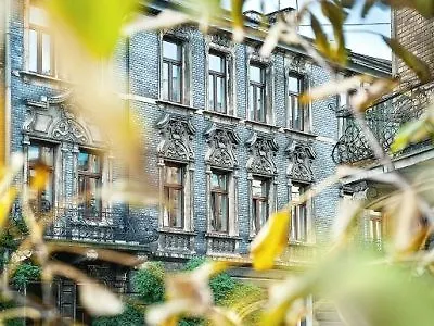 Leone Apart Otel Krakow