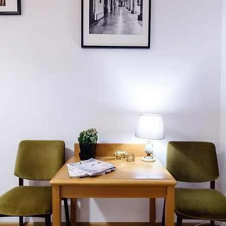Ξενοδοχείο με διαμερίσματα Golden Lion Guest Szewska 19 3*