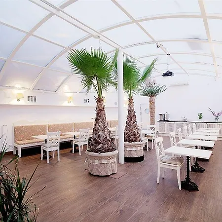 Jan Otel 3*