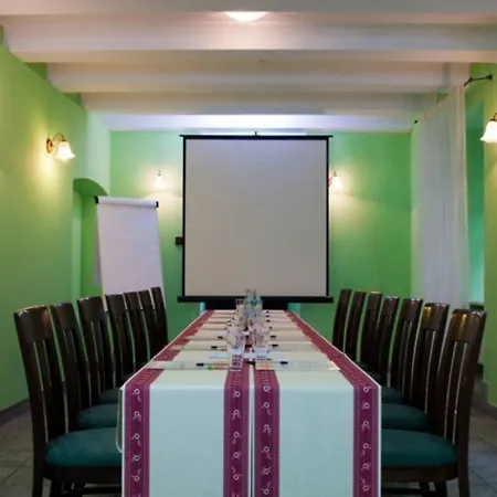 Eden Hotel