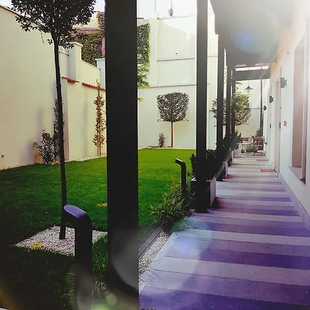 St Agnes Old Town Apart Otel Krakow