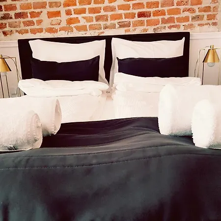 St Agnes Old Town Apart Otel