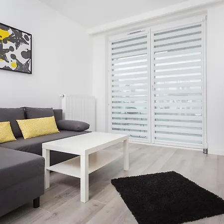 Self Check - In 24h Near Tauron Arena By Inpoint Apartment *