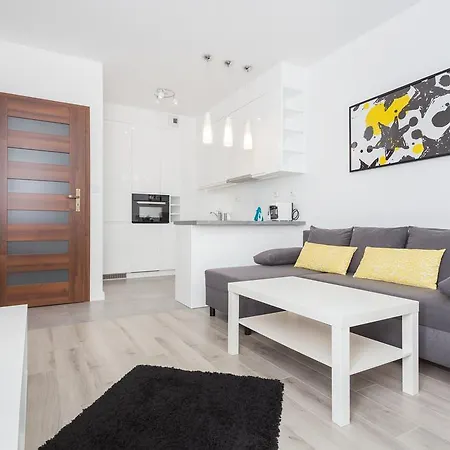 Self Check - In 24h Near Tauron Arena By Inpoint * Krakow