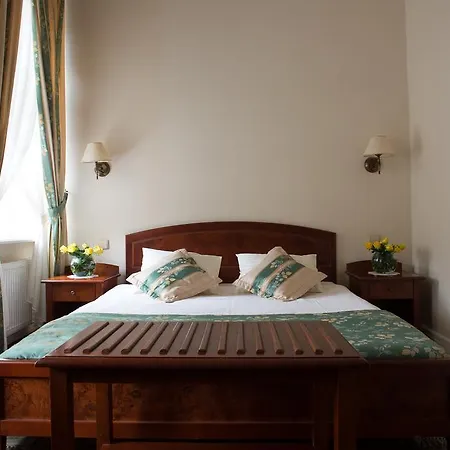 Karmel Hotel