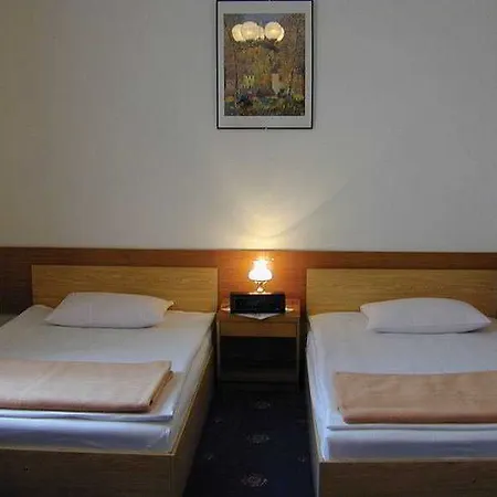 Royal Hotel 3*