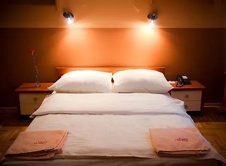Brama Old Hostel