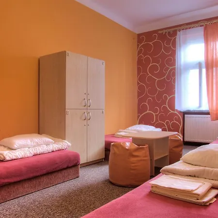 Hostal Atlantis *
