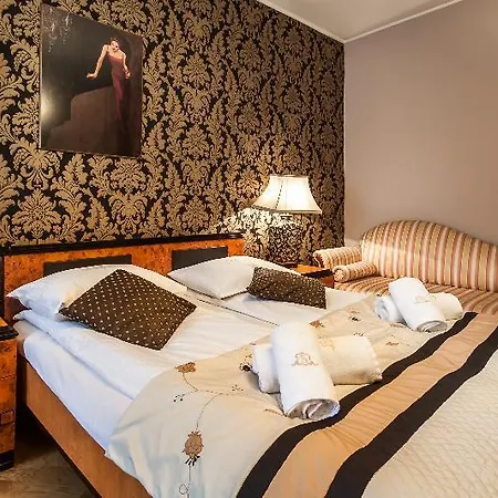 Oberza Aparthotel 3*