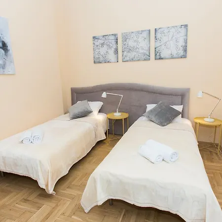Appartamento Apartments Roman