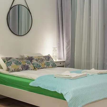 Apartment Around Market Square