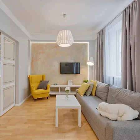 Around Market Square Apartment Krakow
