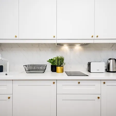 P&j Luxury Apartment