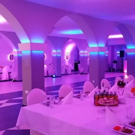 Fero Express Klimatyzowane Ac Hotel Krakau
