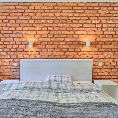Alicja Apartment
