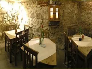 Hotel Floryan Old Town 3*