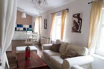 Lounge *