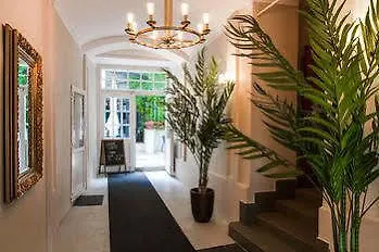 Lounge Hotel