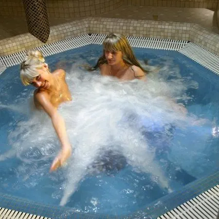 Otel Wawel 3*
