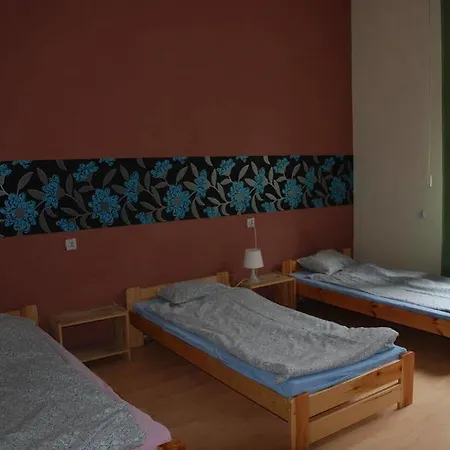 Krakowskie Klimaty Hostel *