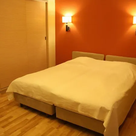 & Zakrzowek 4* Krakow