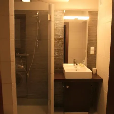 Aparthotel & Zakrzowek Krakow
