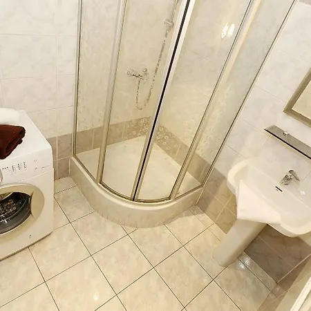 P&j Tourist 5* Cracovia