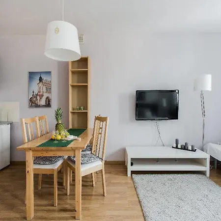 Hotel Apartwawel 5*