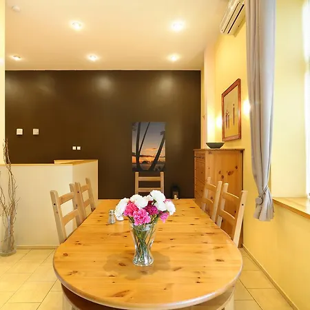Enjoy! 92m2 Apartment