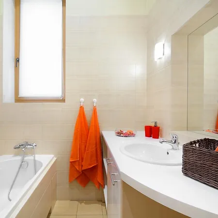 Enjoy! 92m2 Apartment *