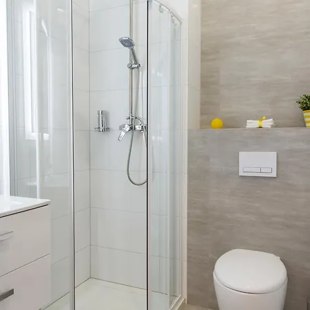 Udanypobyt Apartament Zamoyskiego 73 Apartment
