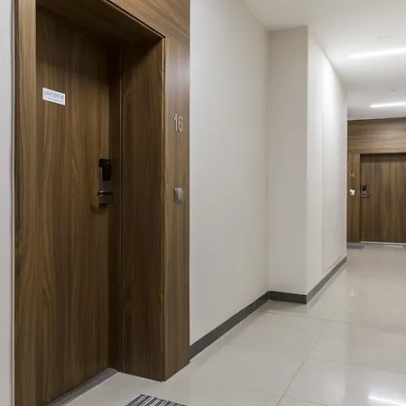 Apartment Udanypobyt Apartament Zamoyskiego 73 *