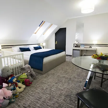 Aparthotel Kontrast