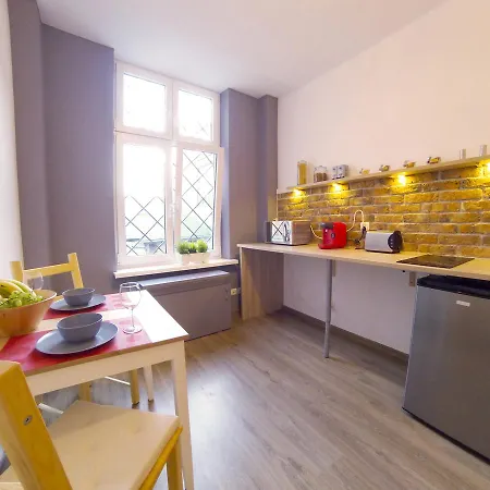 Apartamento Meyo At Main Square *