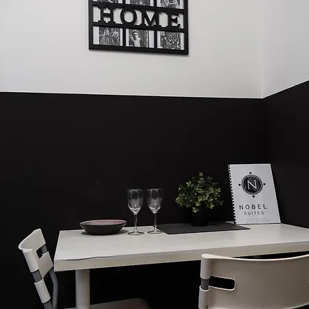 Nobel Aparthotel 3*
