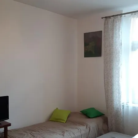 Debniki Ice