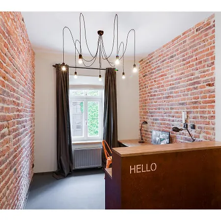 Well Well Hotel apartamentowy 3*