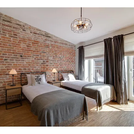 Well Well Aparthotel Cracovia