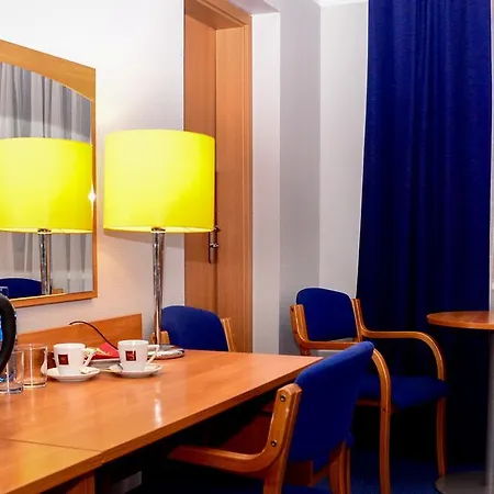 Polin*** Hotel