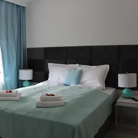 A11 & Spa Dermique Apartment