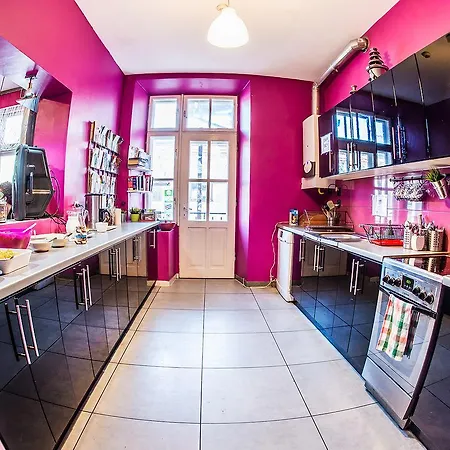 Hostel Pink Panther's