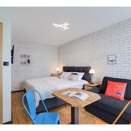 Well Well Aparthotel Cracovia