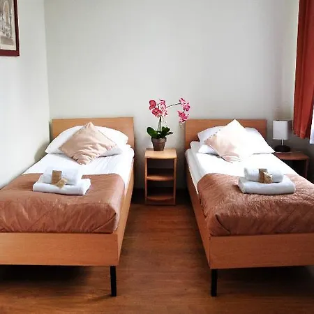 Maly 2* Krakow