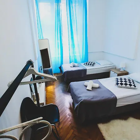 Lucky Penny Apartment *