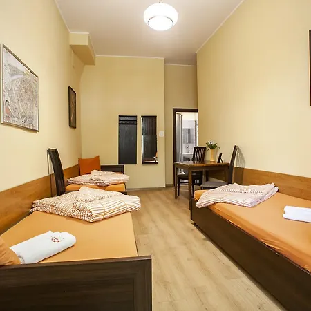 Momotown Privates Bed & Breakfast Krakow