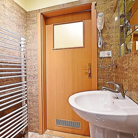 Vital Aparthotel 3*