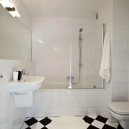 Aparthotel Crystal Chez Helena Krakov
